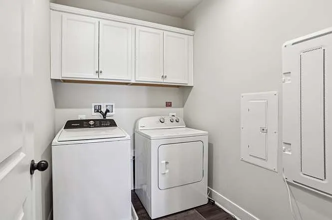 102 Saint Ives Pl — Photo 21