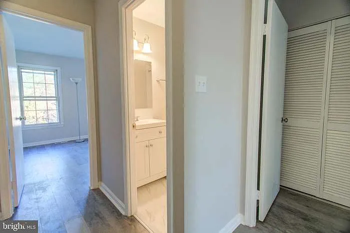 5416 New London Park Dr — Photo 12