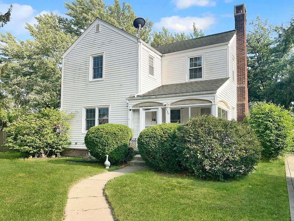 1st image of 134 Keilman St