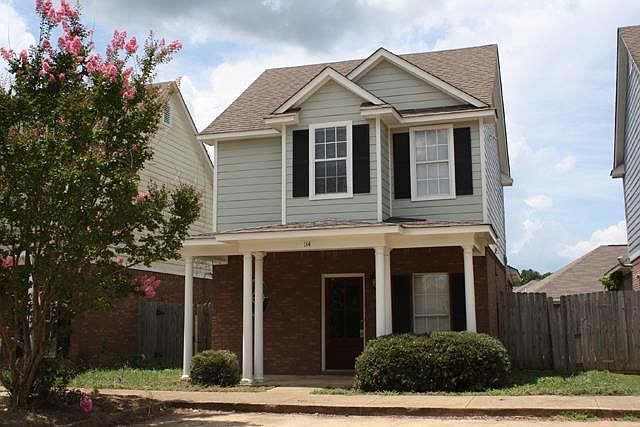 1st image of 114 Greystone Blvd