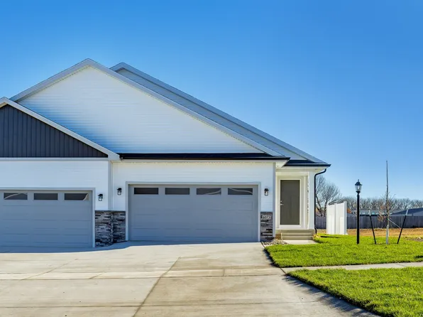 6573 NE 11th Ct, Des Moines, IA 50313