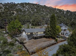 1090 Rivera Dr, Wrightwood, CA 92397