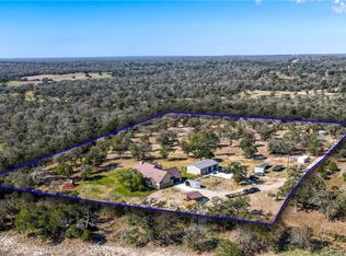 1211 Copperhead Rd, Seguin, TX 78155