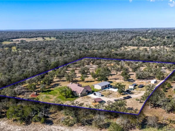 1211 Copperhead Rd, Seguin, TX 78155