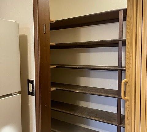 4th image of 1275 Woodgate Ave APT 3