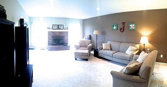 4th image of 52614 Bordeaux Way