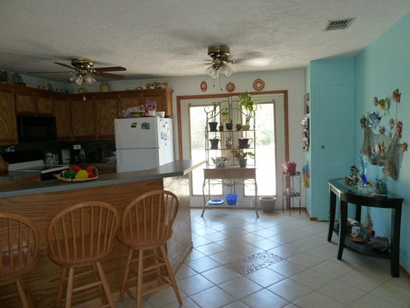 3rd image of 3638 Avenue A