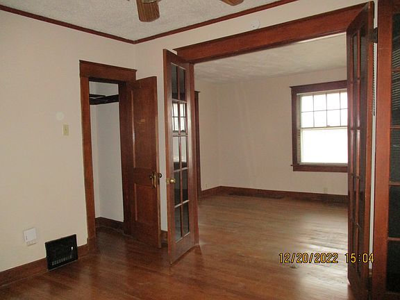 4th image of 635 N 31st St #635