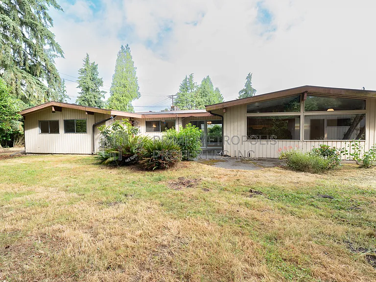 13305 SE 42nd St — Photo 9