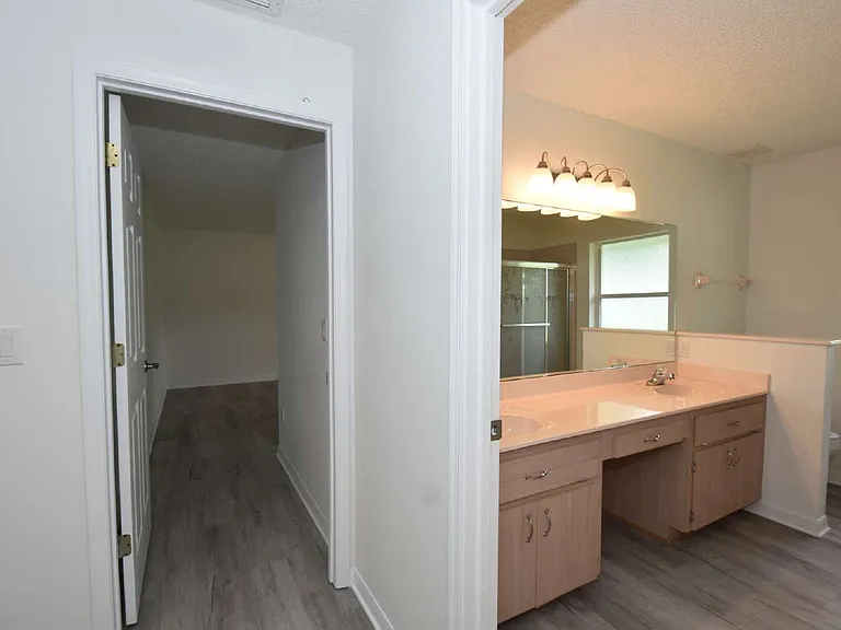 33 Poinsettia Ln — Photo 36