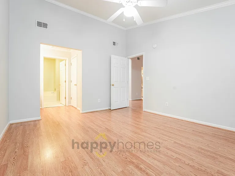 1627 Dexter Ln — Photo 11