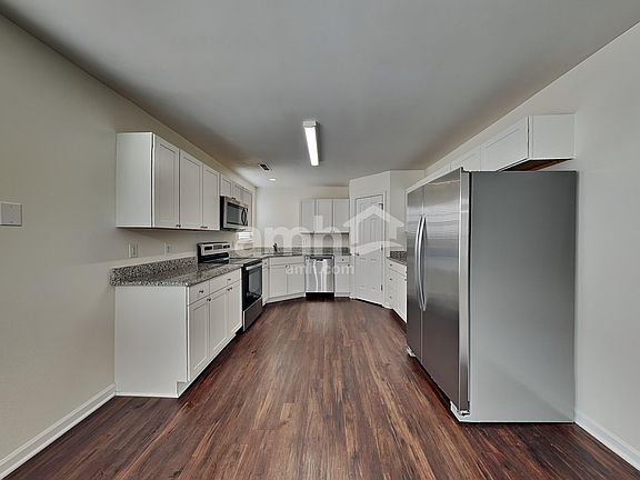 3rd image of 2307 Sidney Porter Dr