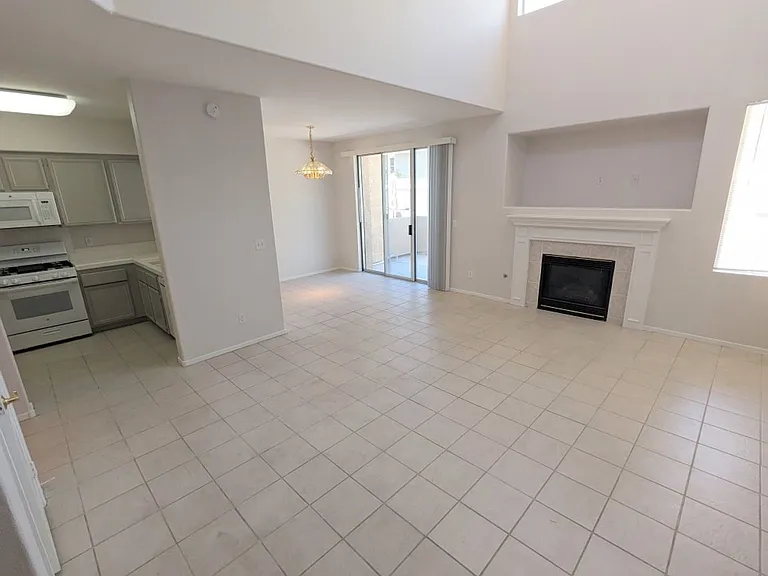 9901 Trailwood Dr #1022 — Photo 3