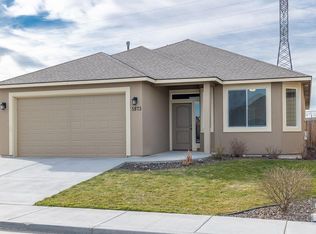 5973 W 41st Ave, Kennewick, WA 99338