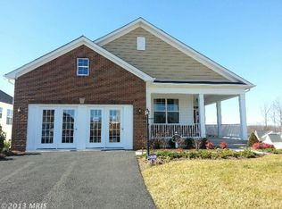 4 Wister Dr, Fredericksburg, VA 22405