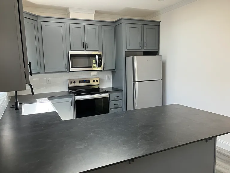 140 Fairview Dr #A — Photo 7