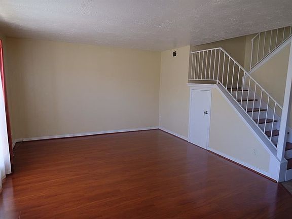 3rd image of 6389 S Briar Bayou Dr
