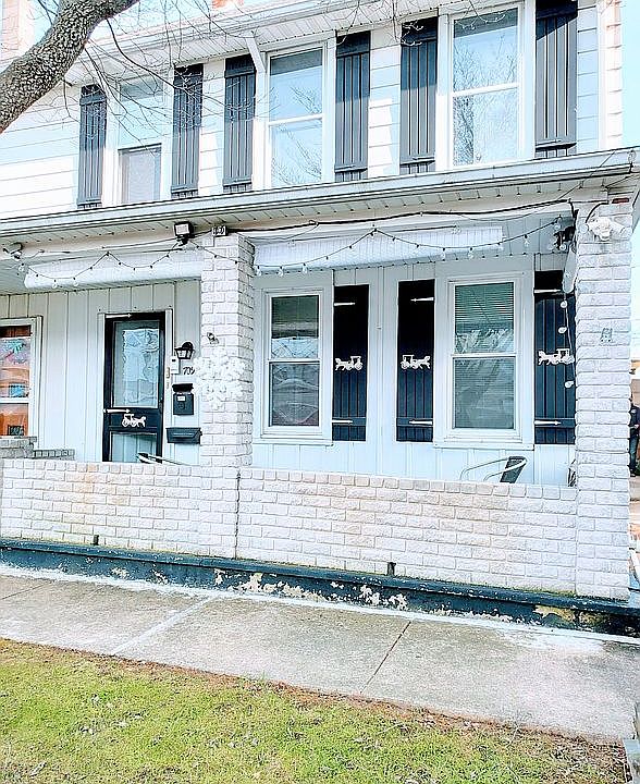 SPACIOUS! CLEAN! TWIN!