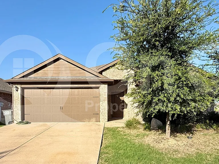 1113 Meadow Side Dr — Photo 1