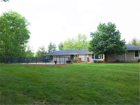 2nd image of 2020 S Arlington Ave