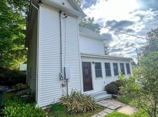 33 Marshall St, Saranac Lake, NY 12983