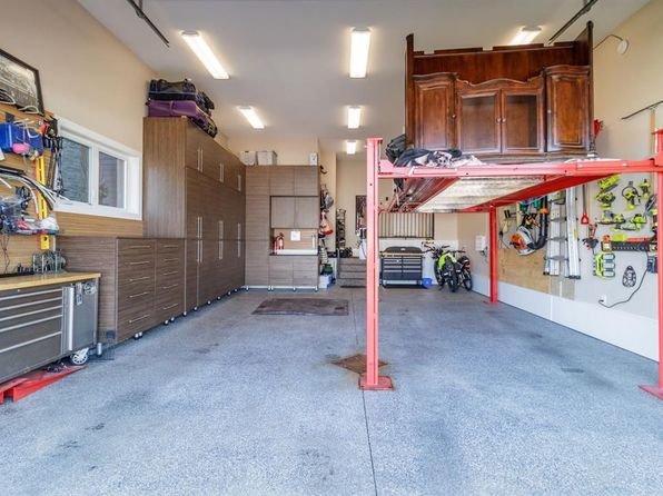 57 N Lazaro Close, Red Deer, AB T4R 0R8
