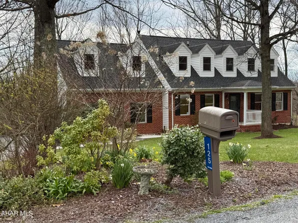 125 Lemic Dr, New Paris, PA 15554