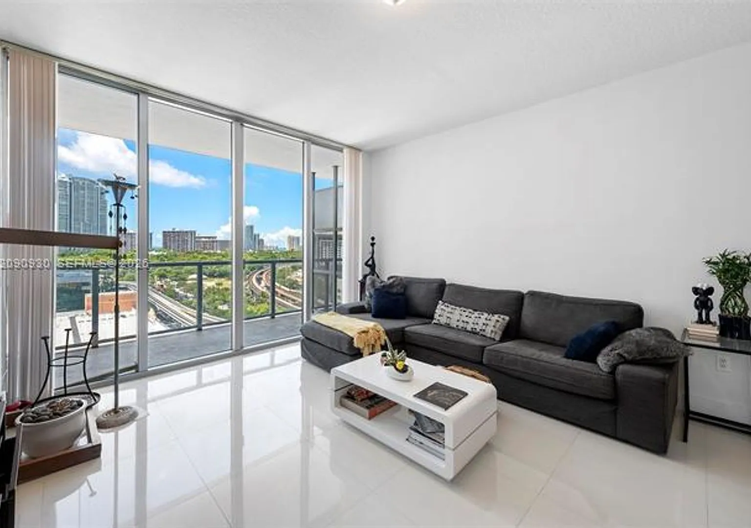 79 SW 12 St cu-1202-S, Miami, FL 33130 — Photo 2