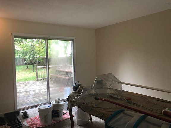 2nd image of 23 W College St