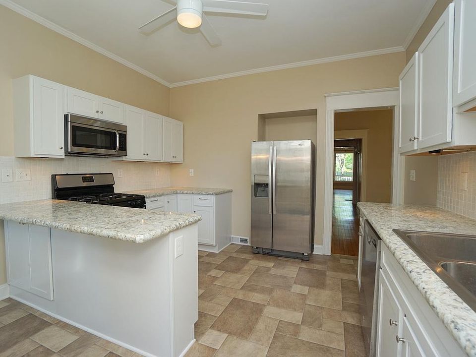 1st image of 338 Woodward Ave #1