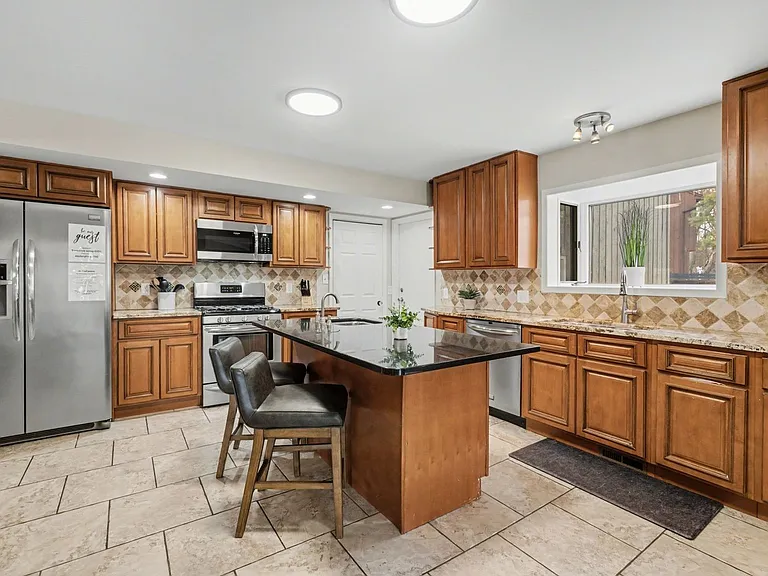 4289 Pinetree Ln — Photo 12