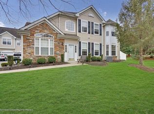 217 Shinnecock Dr, Manalapan, NJ 07726