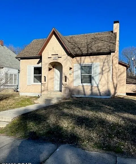 1907 S Picher Ave — Photo 1
