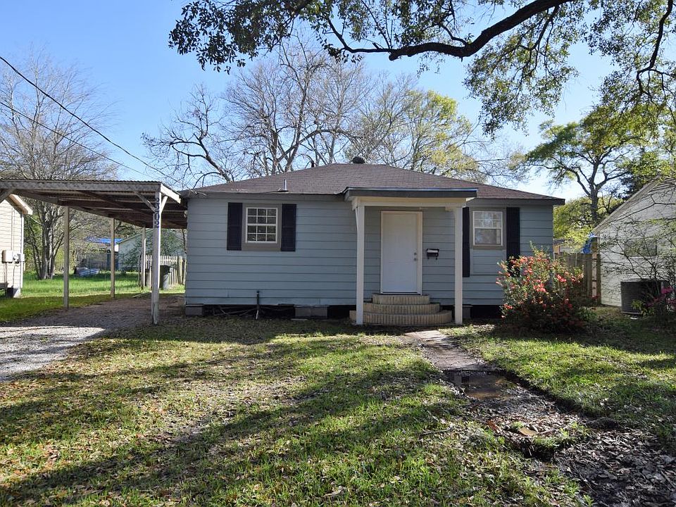 1st image of 2202 Tulip St