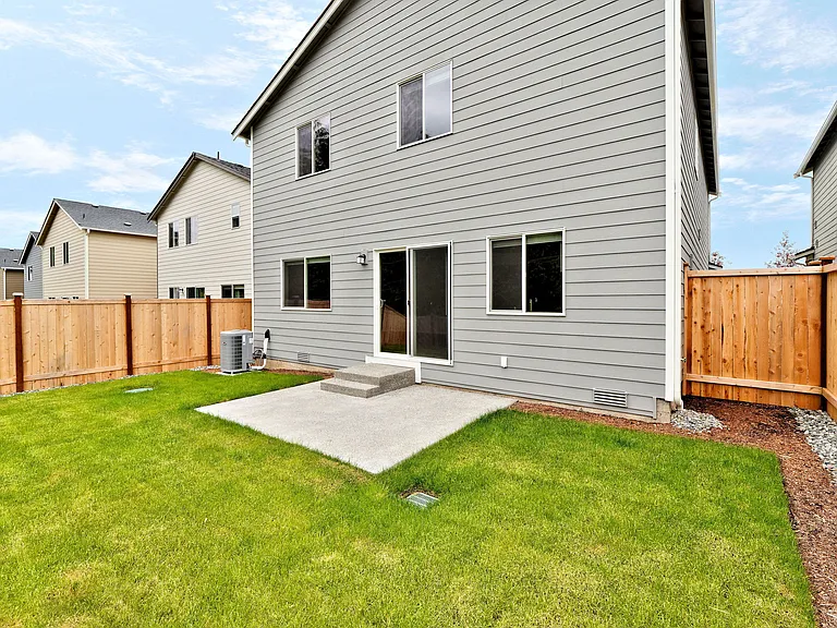 1149 17th Ave — Photo 20