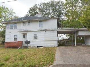 327 7th St, Chickasaw, AL 36611