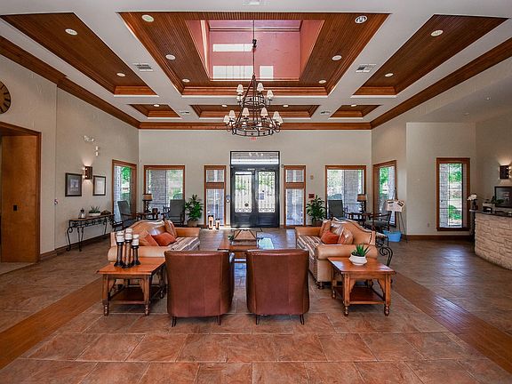 4th image of 5227 Sandyfields Ln