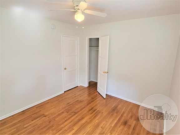 3rd image of 7722 Airport Blvd