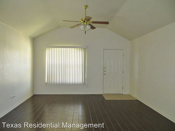 2nd image of 4801 John David Dr APT B