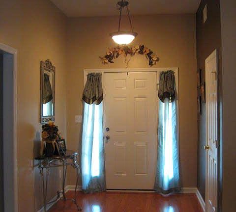 3rd image of 3044 Parkridge Dr