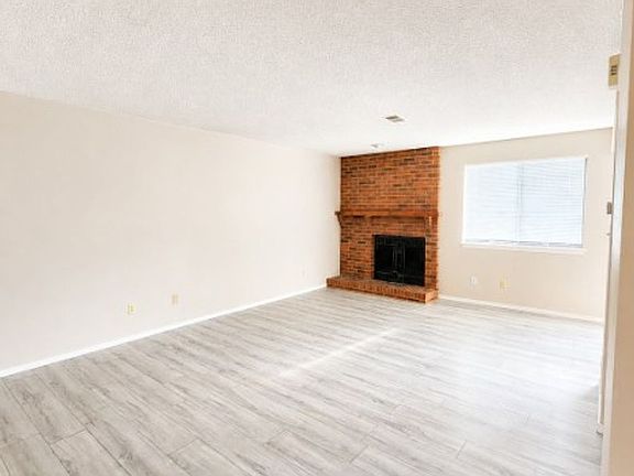 2nd image of 1062 S Yampa St