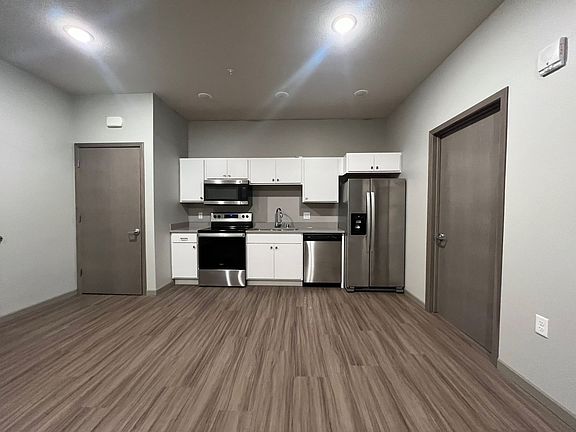 3rd image of 507 N Riverfront Dr #102