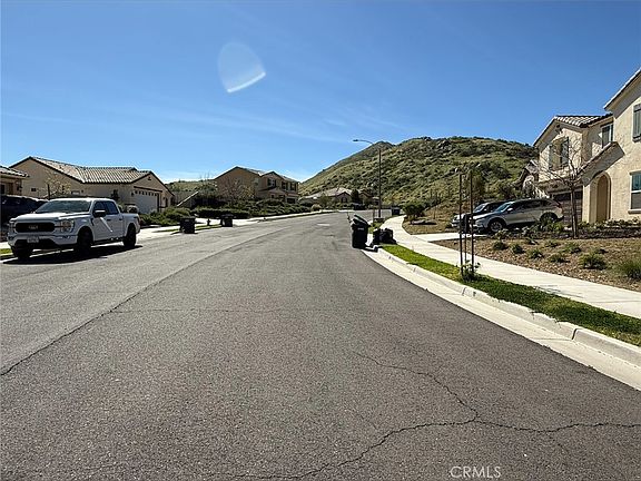 3rd image of 553 Chalakat Ct
