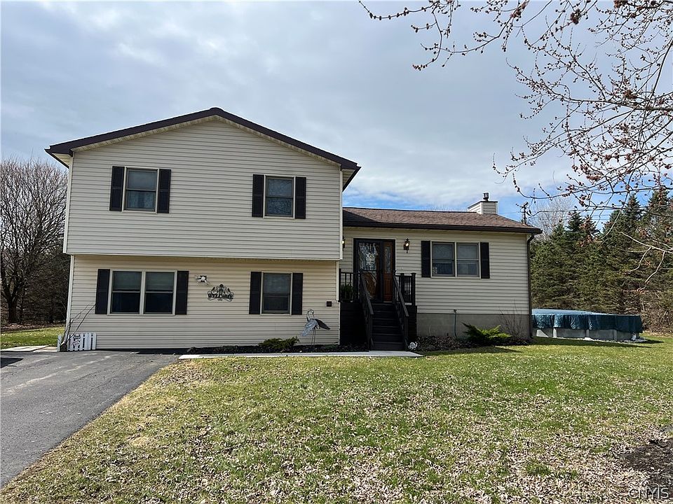 1st image of 2911 Webb Rd