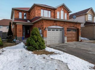 142 Leslie Ave, Barrie, ON L4N 9P4