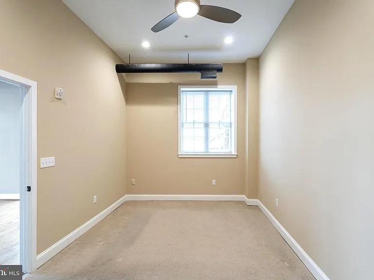 207 Rector St #2F — Photo 12