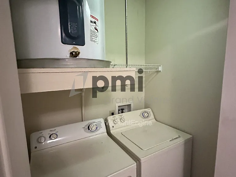 1308 Arthur Ave #8 — Photo 9