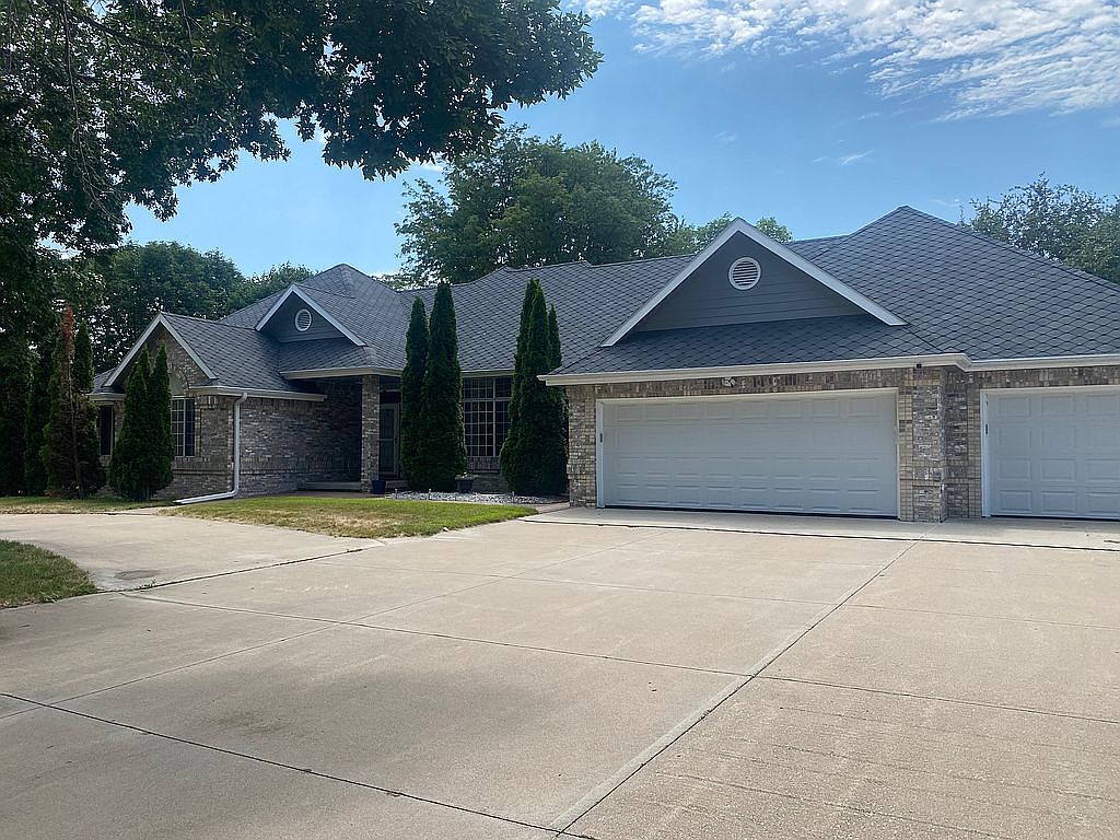 560 Joy Ct, South Sioux City, NE 68776 Zillow
