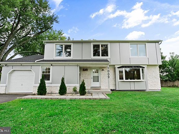 2nd image of 1009 Log College Dr