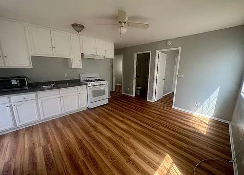 1042 Gaviota LB Photo 1